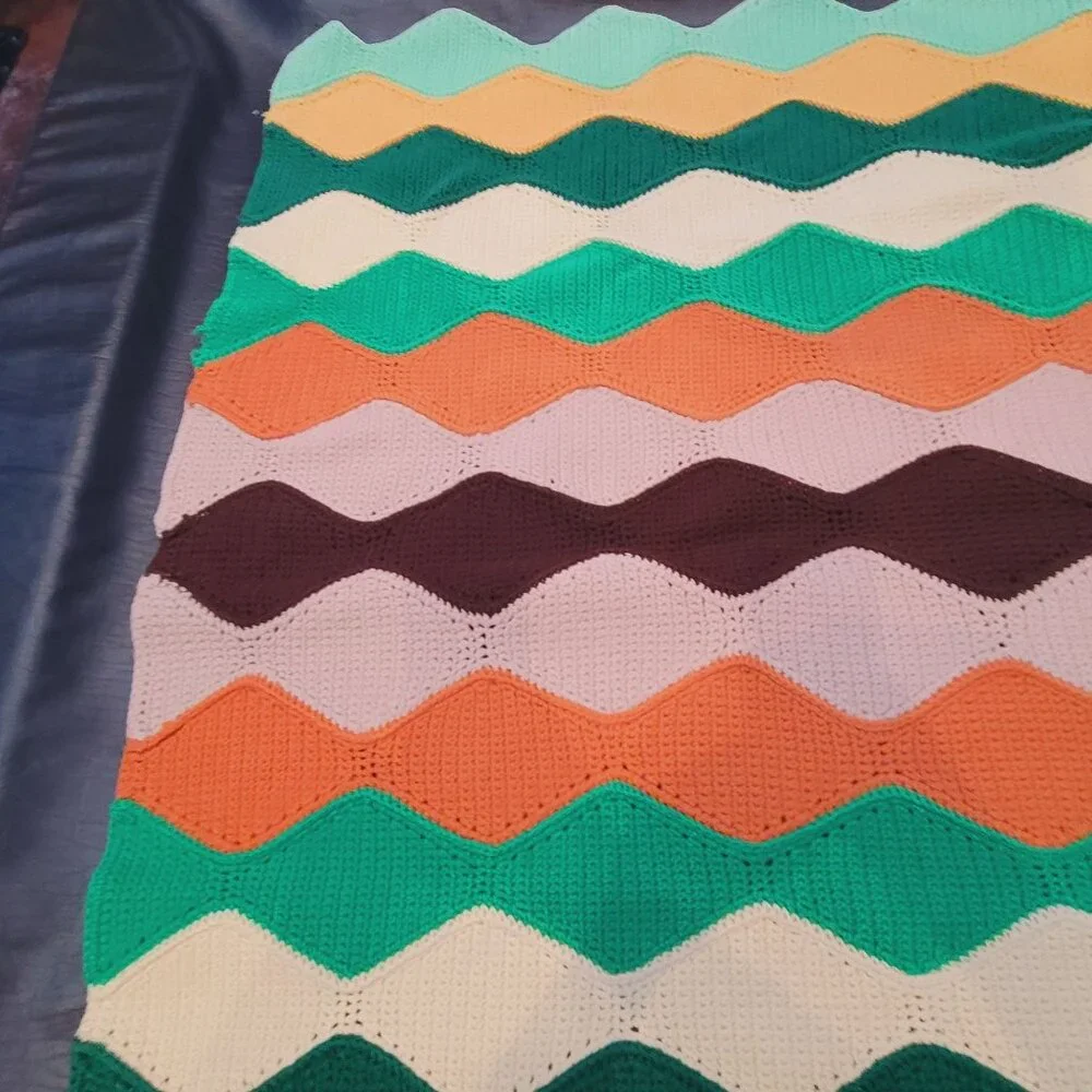 Handmade Crochet Afghan Throw Blanket Multicolor Retro Diamond Harlequin 68x47‎